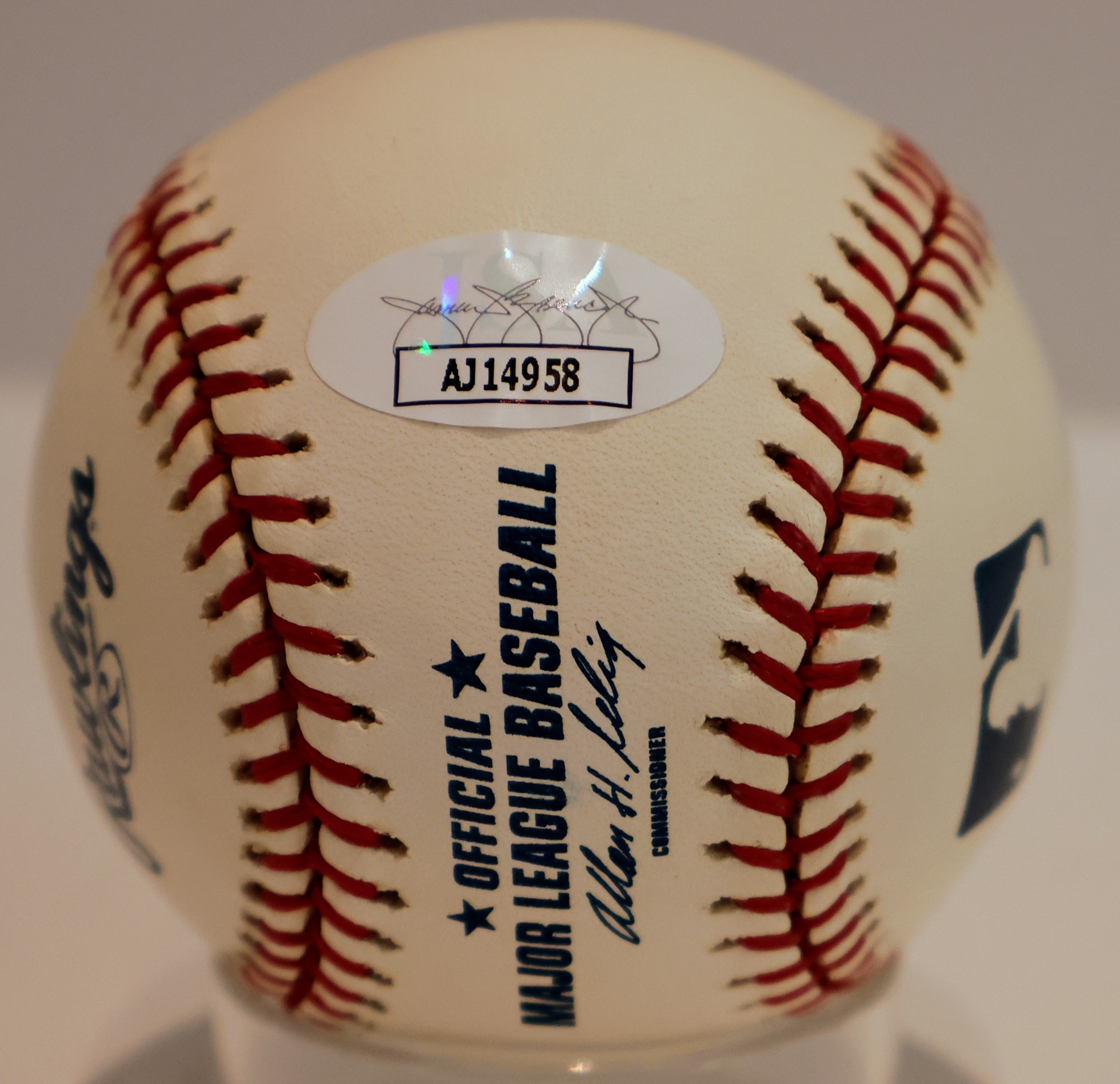 Tony LaRussa Autographed Baseball JSA COA