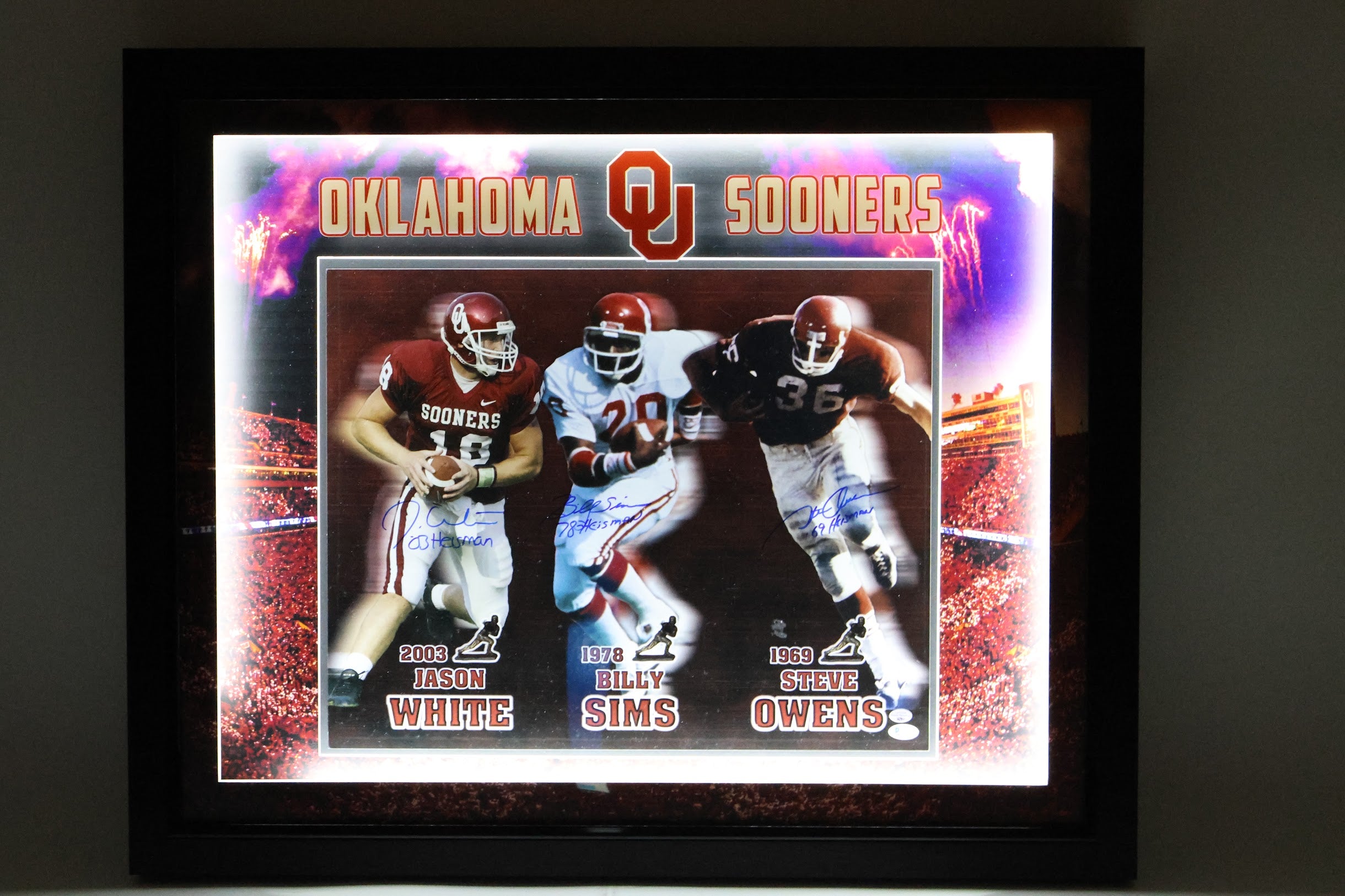 Oklahoma Sooners Heisman Winners Autographed 16x20 Photo Lighted Shadowbox Beckett COA