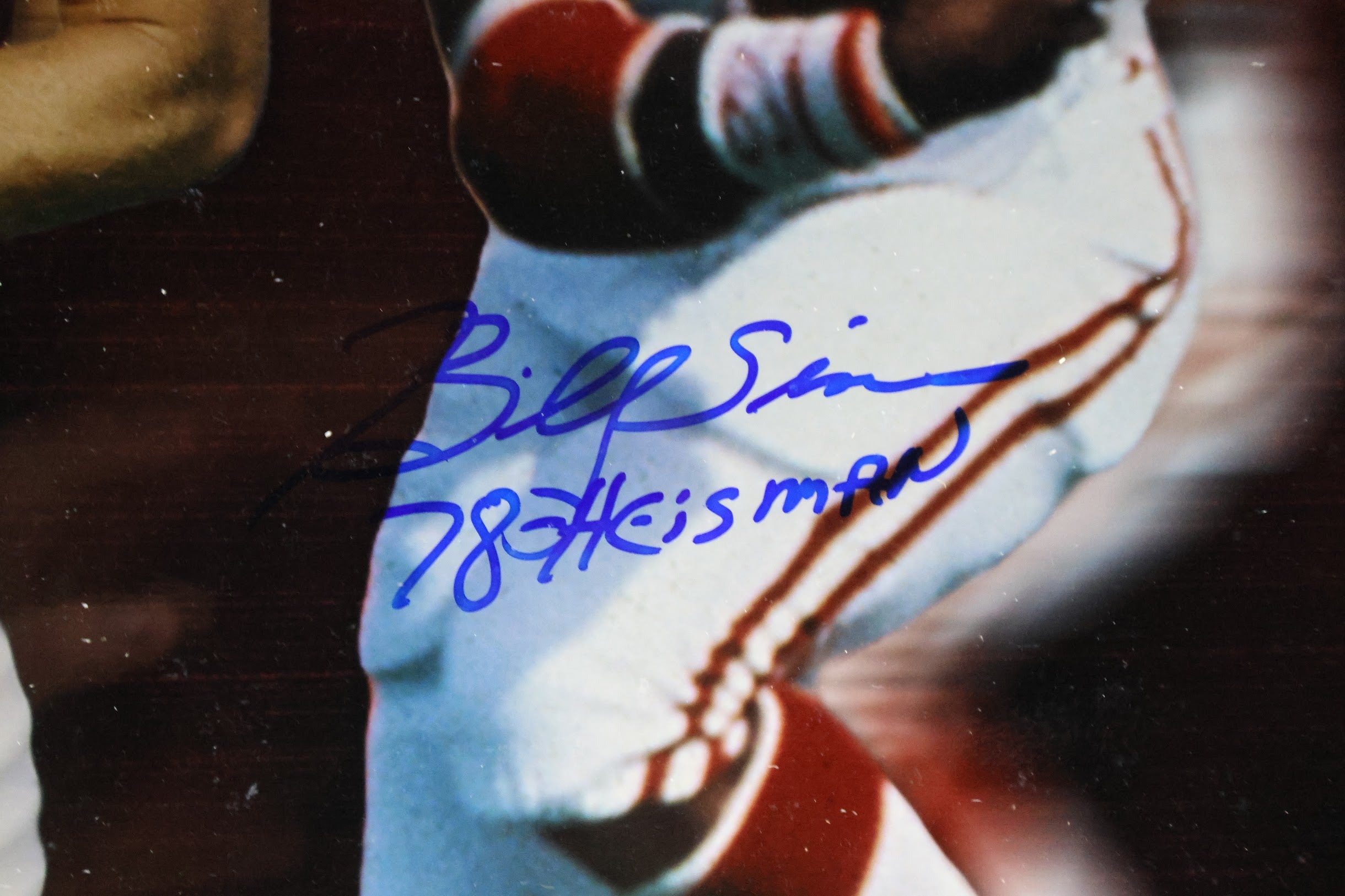 Oklahoma Sooners Heisman Winners Autographed 16x20 Photo Lighted Shadowbox Beckett COA