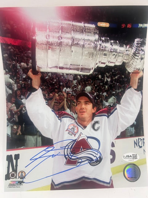 Joe Sakic Colorado Avalanche Autographed 8x10 Photo – JSA COA