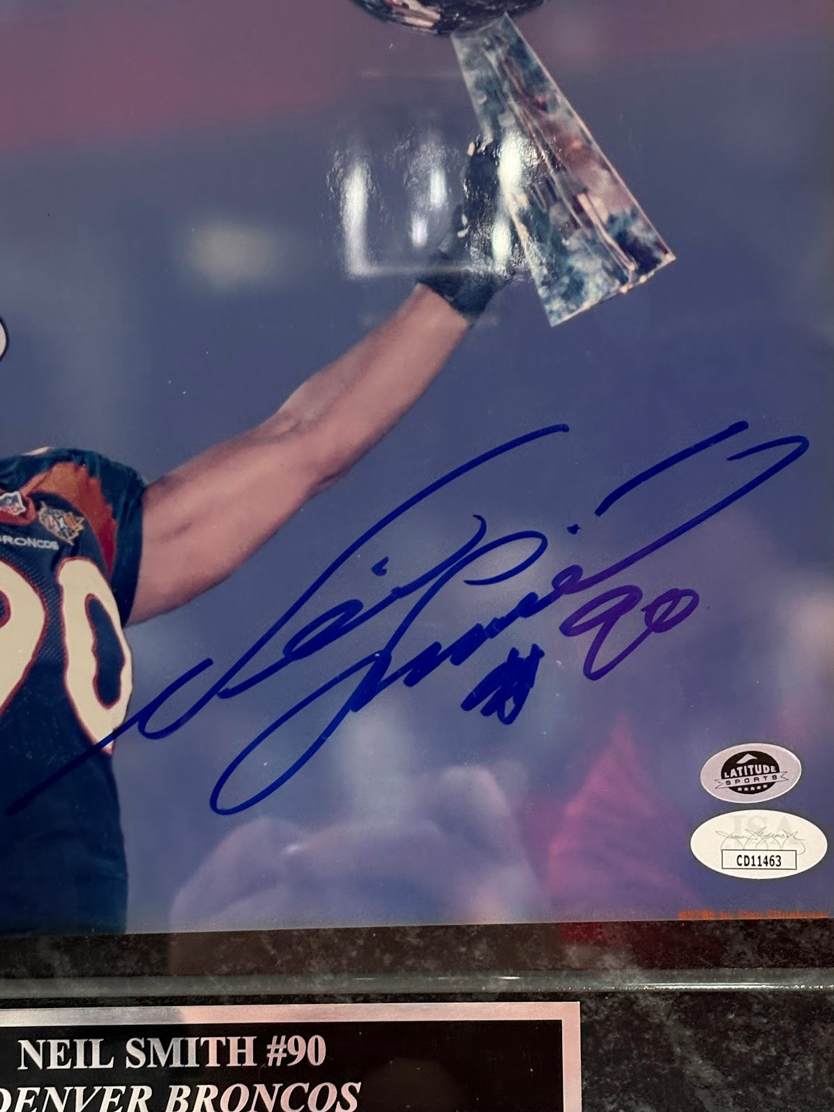 Neil Smith Autographed Super Bowl 8x10 Photo with Plaque — Denver Broncos | JSA COA