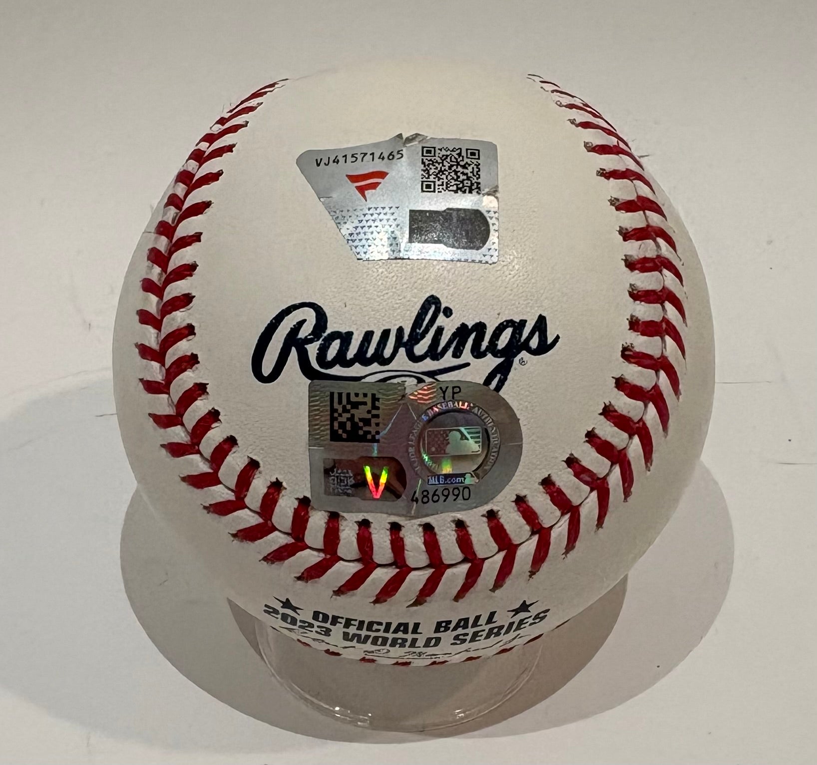 Jose Leclerc Autographed World Series Baseball – Texas Rangers | Fanatics COA