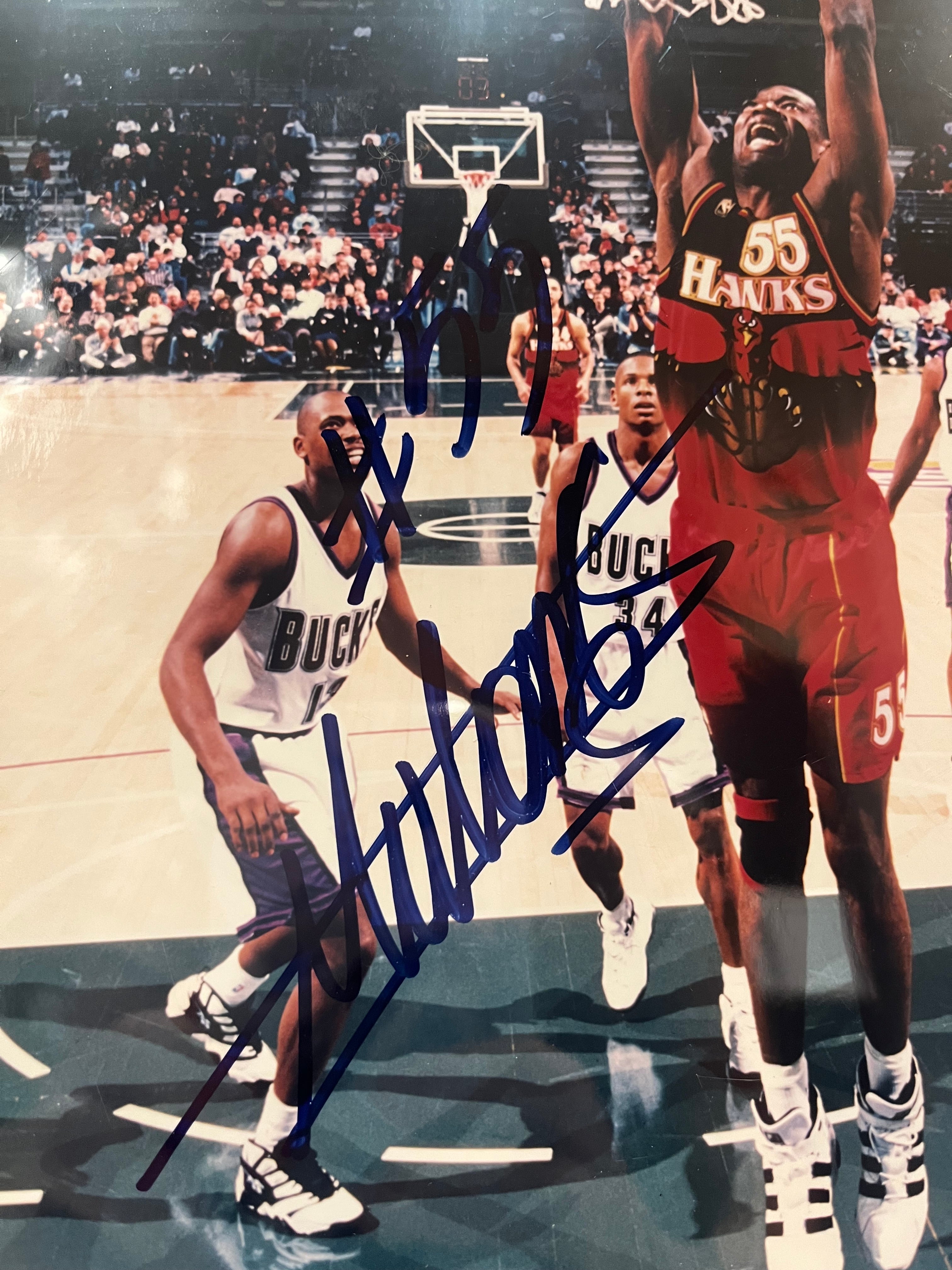 Dikembe Mutombo Autographed 8x10 Photo with Plaque — Atlanta Hawks | JSA COA