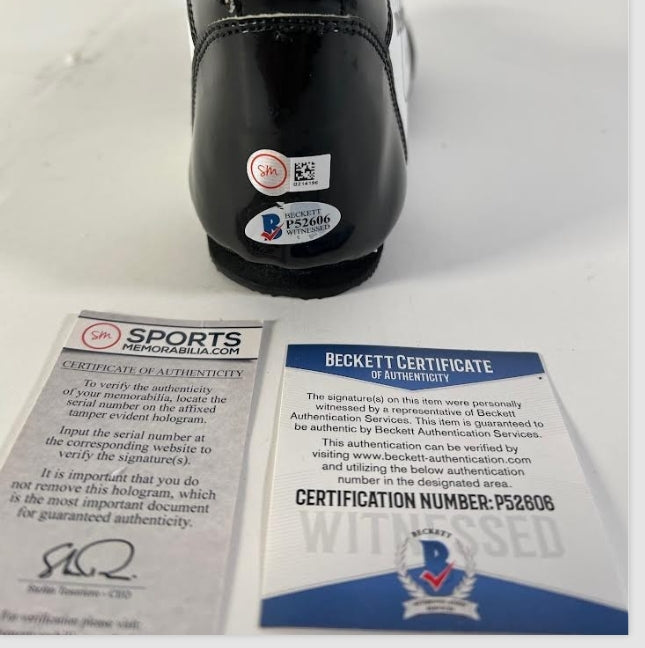 Floyd Mayweather Jr. Autographed 'TBE 50-0' The Money Team Shoe - BAS Certified