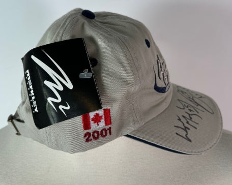 Wayne Gretzky & Friends Multi-Signed Golf Cap - Gretzky, Sakic, Hull, Weir JSA LOA