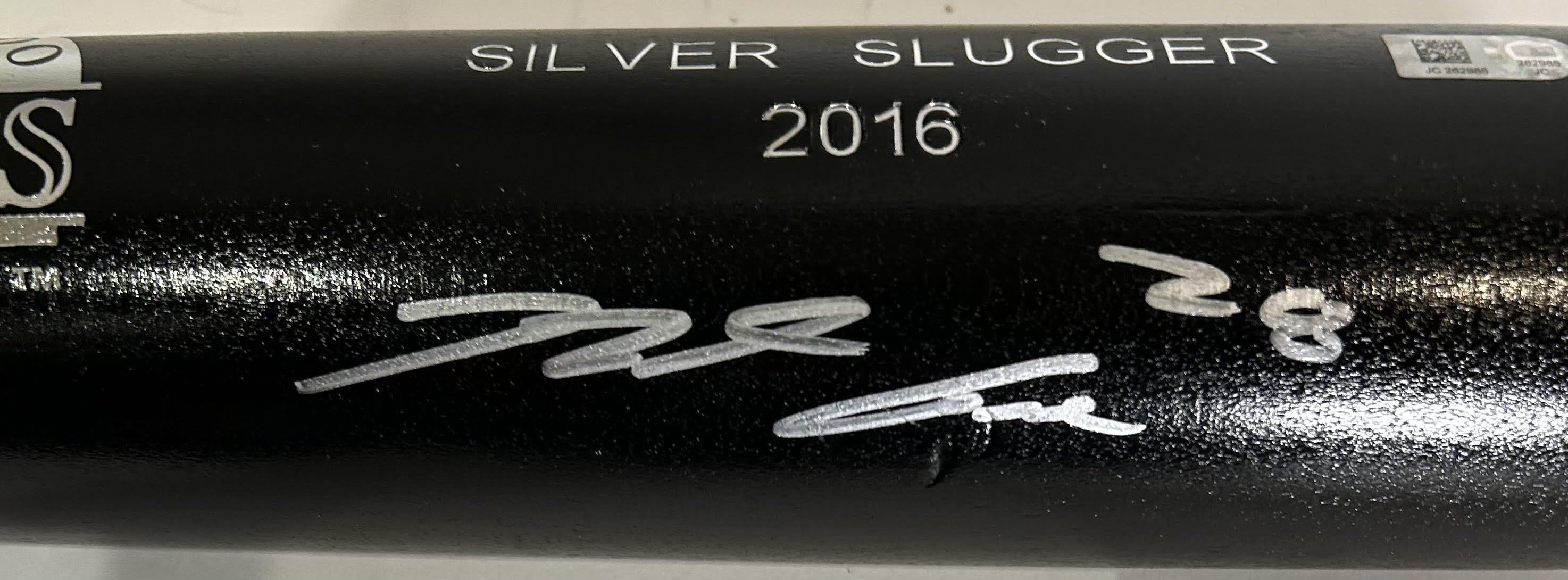 Nolan Arenado Autographed Colorado Rockies Louisville Slugger Silver Slugger 2016 Bat — MLB COA