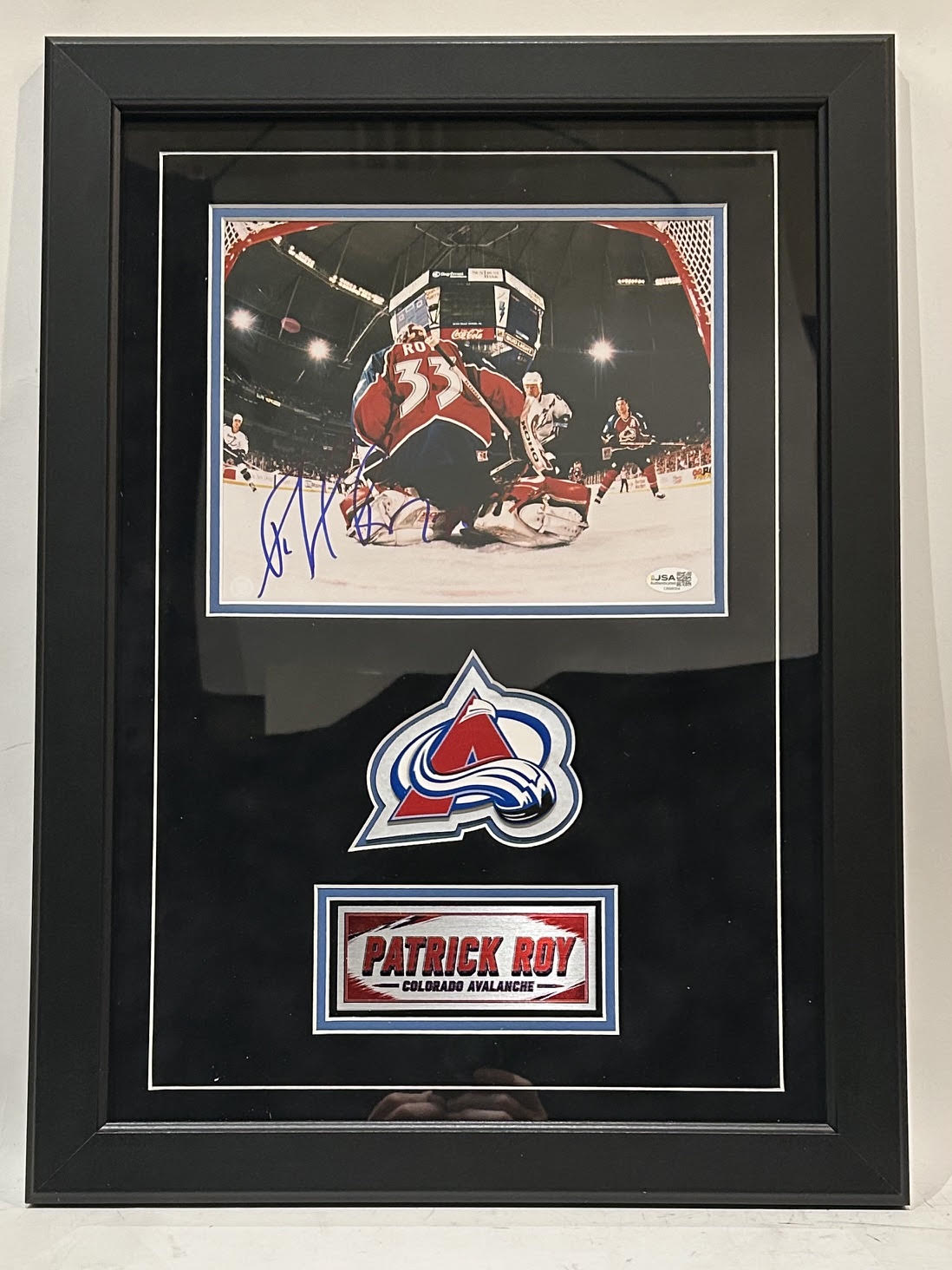 Patrick Roy Autographed Colorado Avalanche 8x10 Framed Photo - JSA COA