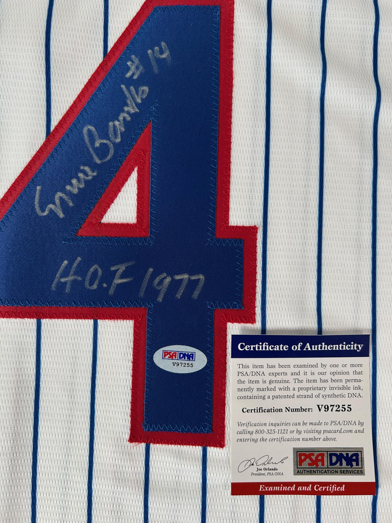 Ernie Banks Autographed Majestic Chicago Cubs Jersey w/ "HOF 1977" Inscription PSA COA